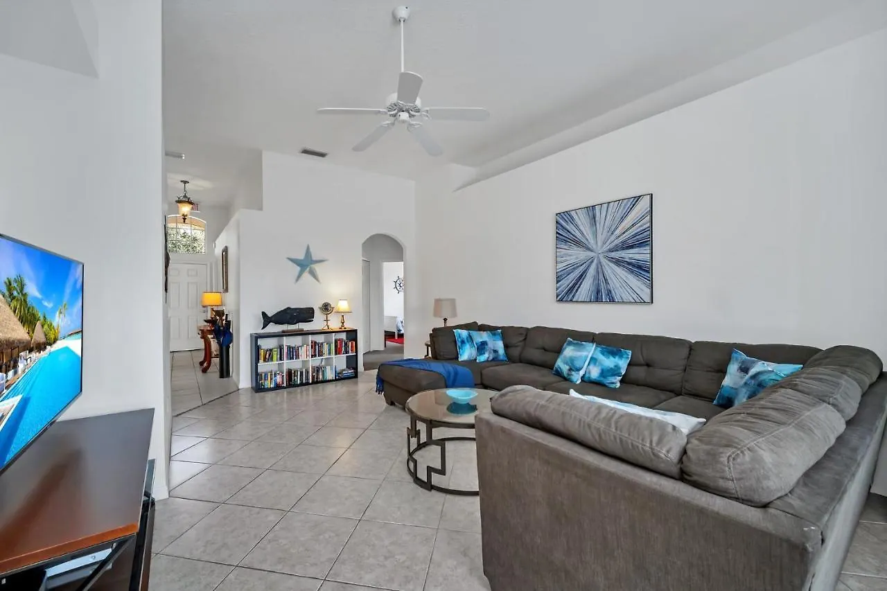 Calabay Park 416 Villa Four Corners Holiday home